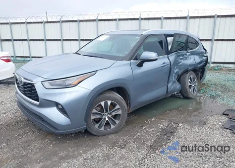 2023 Toyota Highlander Xle из США, поврежденный, VIN 5TDKDRAH4PS038960